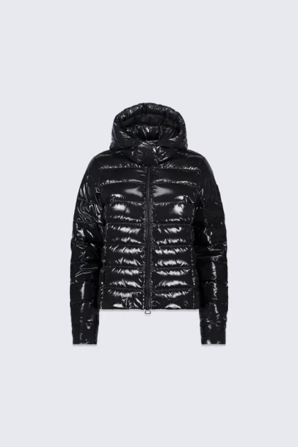 Gertrudesite Doudoune légère et cintrée en nylon brillant, France Bright Black