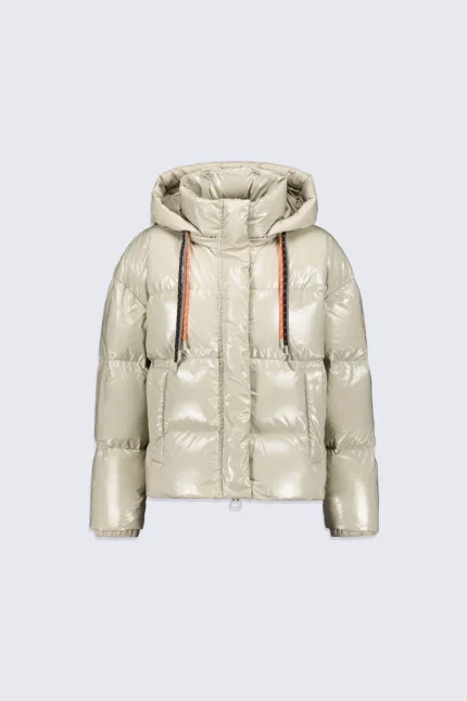 Gertrudesite Lili Bright veste et brillante courte
